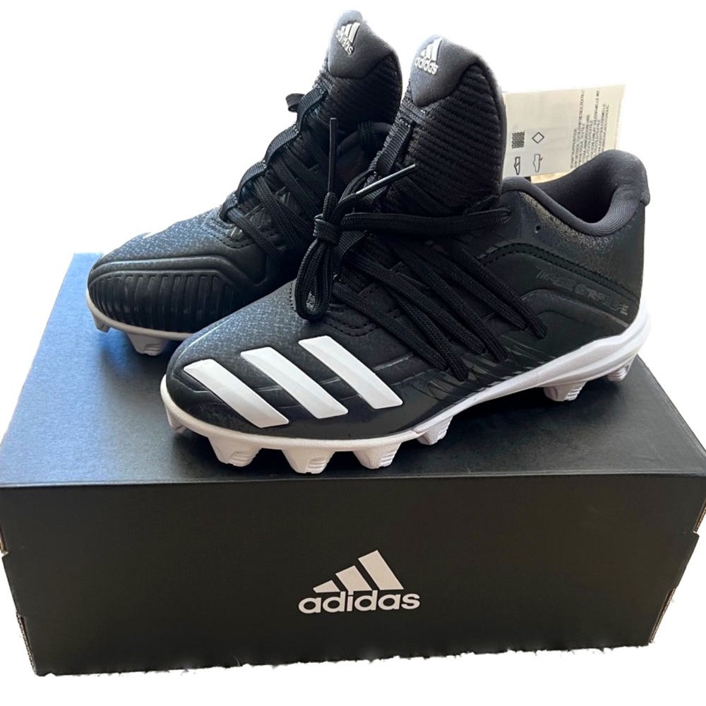NWT ADIDAS Youth Baseball shoes Size 1